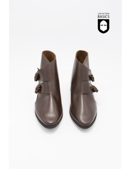 Medieval shoes with knot side closure