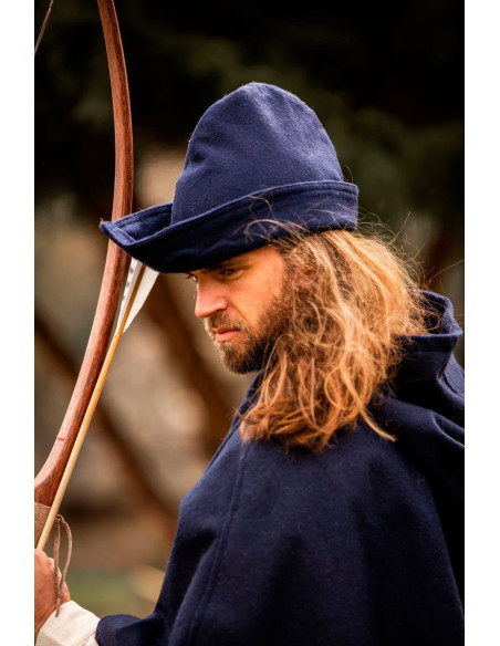 Robin Hood hat in blue wool