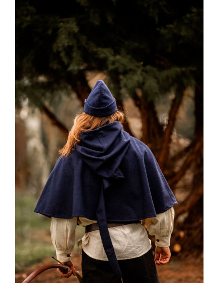 Robin Hood hat in blue wool