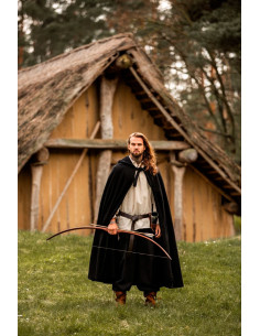 Long medieval cape Hervir model, black 131 cm.