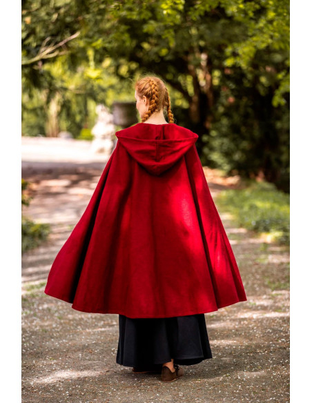 Short medieval cape for lady model... Short medieval cape for lady model...