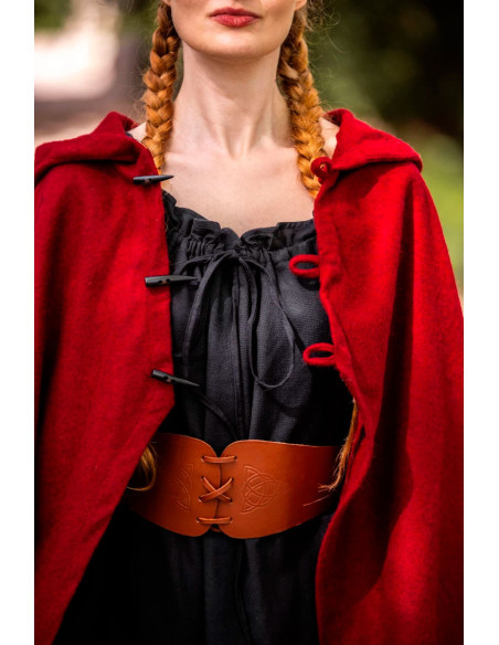 Short medieval cape for lady model... Short medieval cape for lady model...