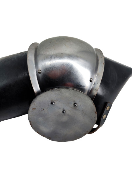 Medieval leather and steel legs -... Medieval leather and steel legs -...