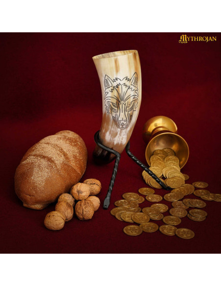 Viking drinking horn Wolf model (400...