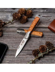 Cudeman pocket knife with olive handle