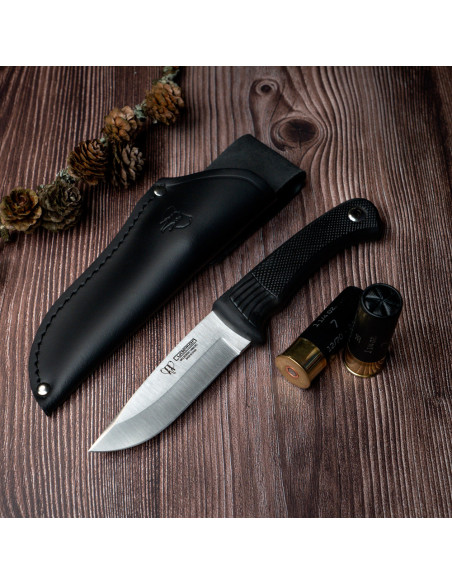 Cudeman hunting knife rubber handle