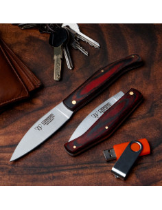 Cudeman penknife with red stamina handle, blade 9 cms.