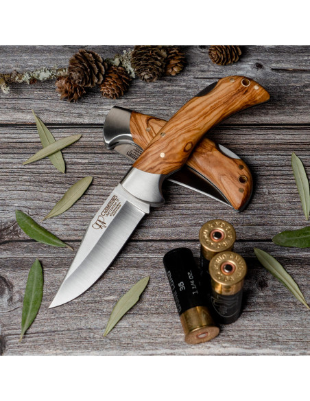 Olive handle hunting knife, blade 9.5...