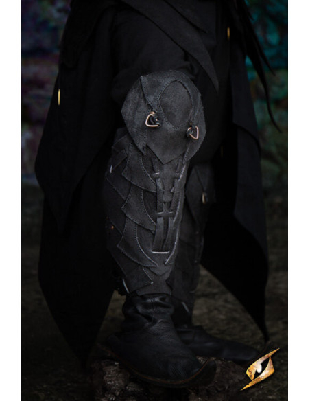 Shadow Warrior Leather Greaves, Black