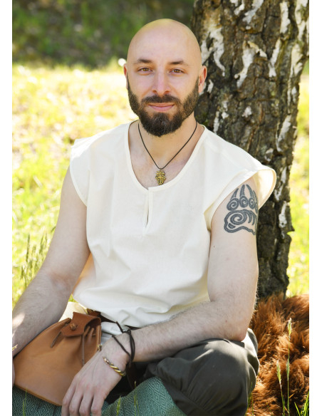 Medieval sleeveless tunic model... Medieval sleeveless tunic model...