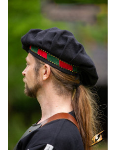 Medieval minstrel Parlota in wool, black-red-green 2