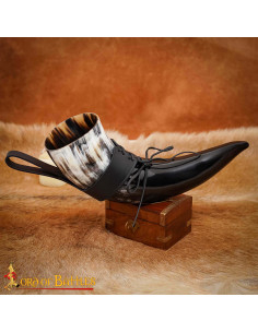 Viking drinking horn with black leather baldric (250 ml.) 2