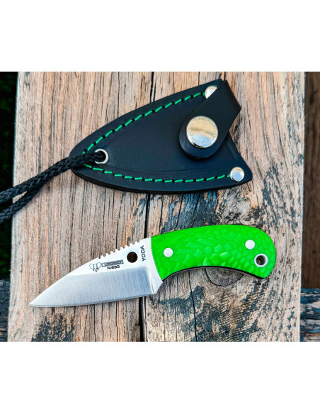 Yoda Juma knives green handle by...