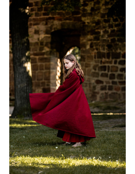 Long medieval children's cape model...