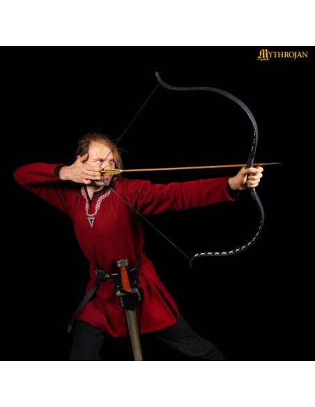 Baldric for swords and daggers in...