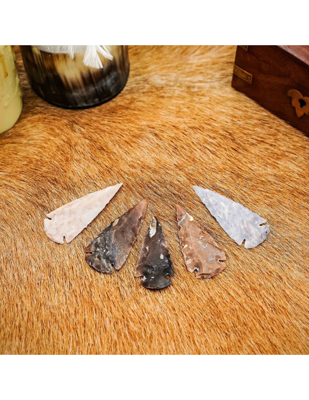 Handmade flint stone arrowhead,... Handmade flint stone arrowhead,...