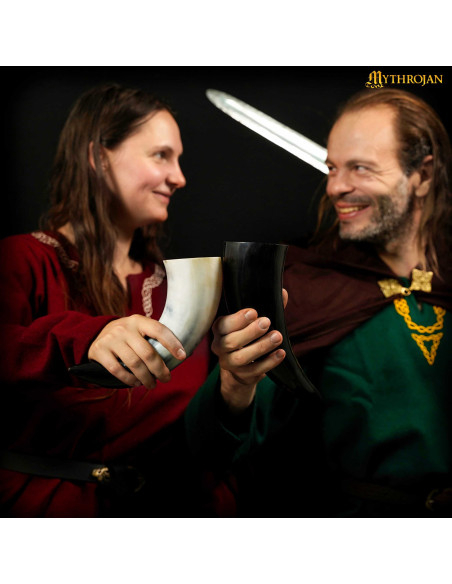 Viking drinking horn with bag (400 ml.)