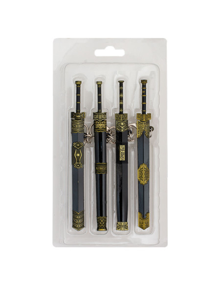 Set of 4 keychains of medium-sized...