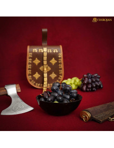 Set of 4 medieval horn bowls (12.7 x 4.5 cm.) 2