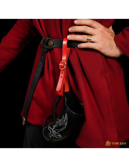 Medieval leather belt for cups, red