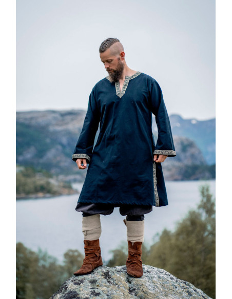 Halvor medieval tunic, black color