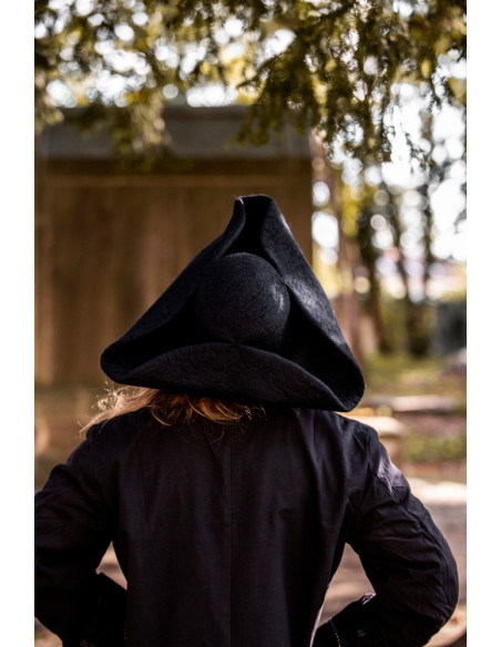 Hugo pirate tricorn hat in wool, black Hugo pirate tricorn hat in wool, black