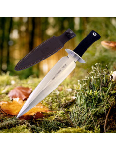 Hunting and Outdoor Knife CARIBU.G by Muela 2