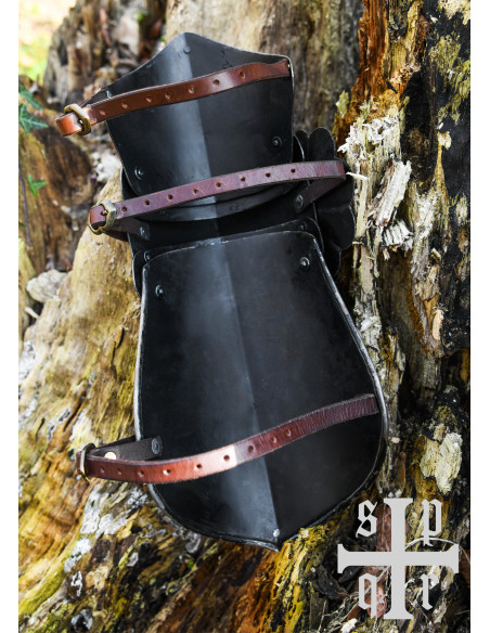 Medieval steel knee and upper leg...
