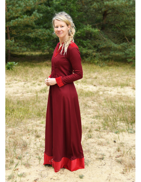 Medieval long dress model Meira, red... Medieval long dress model Meira, red...