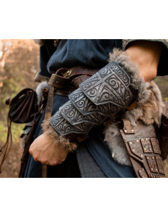 Aged Barbarian Bracers - brown