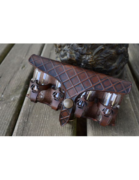 Leather bag for 4 magic potions - Brown