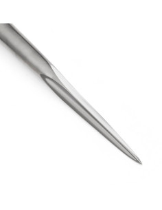 Medieval spearhead with concave triangular blade 2