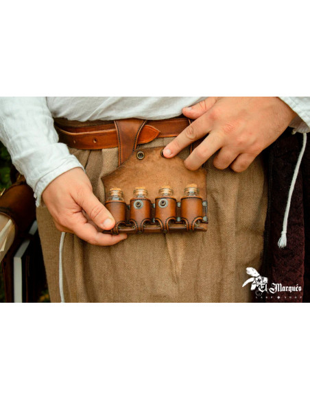 Leather belt pouch with 4 magic potions