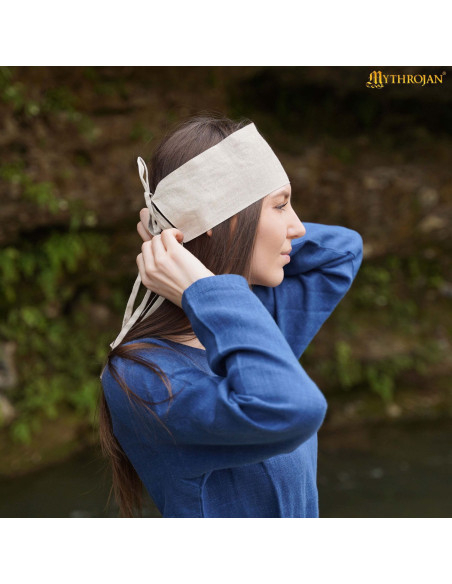 Medieval Lady Bandana in Raw Color
