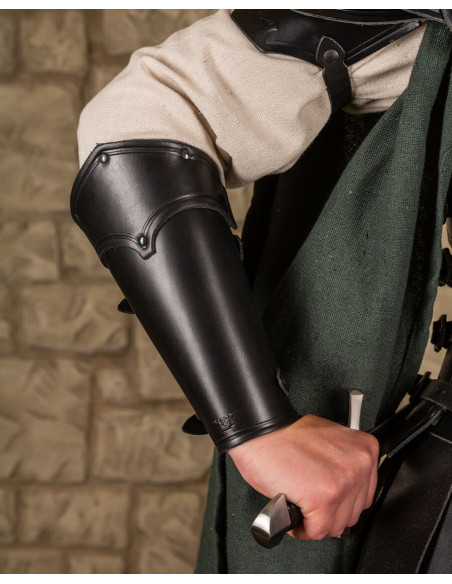 Lilith fantasy bracelets in black...