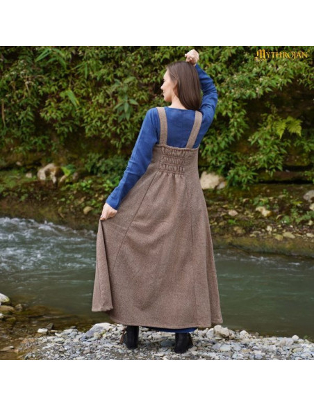 Hangerock or Smokkr Hilda of Viking...