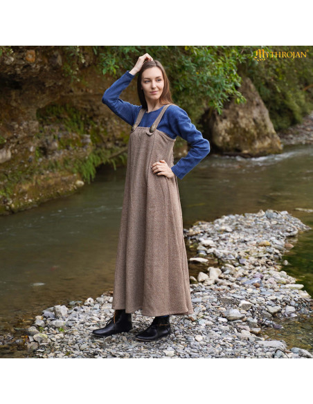 Hangerock or Smokkr Hilda of Viking...