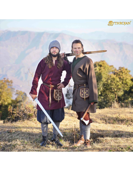 Viking Tunic Erik in burgundy wool