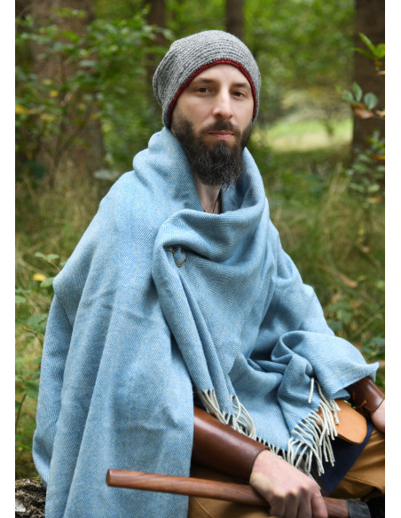 Crochet wool hat, grey-red