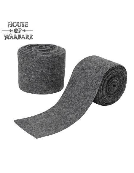 Viking bracelet in wool, gray