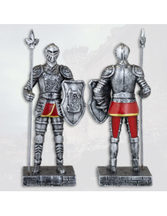 Medieval warrior resin figure with spear (8.5 cm.)