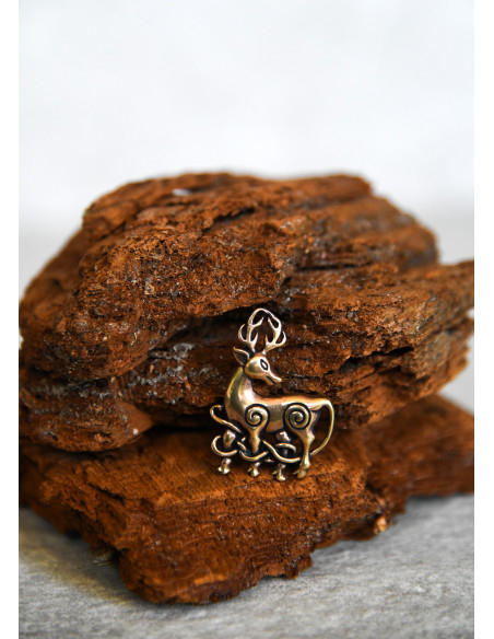 Celtic Deer Pendant in Bronze