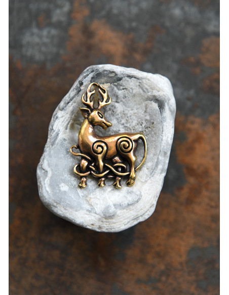 Celtic Deer Pendant in Bronze