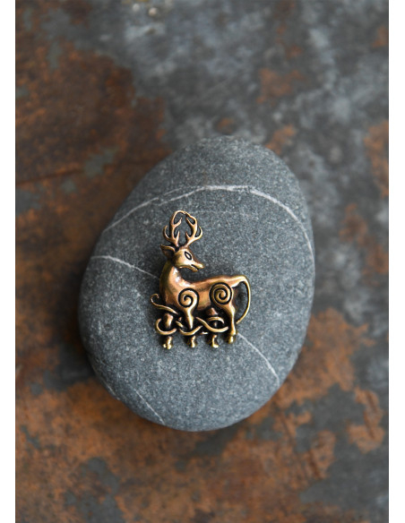 Celtic Deer Pendant in Bronze
