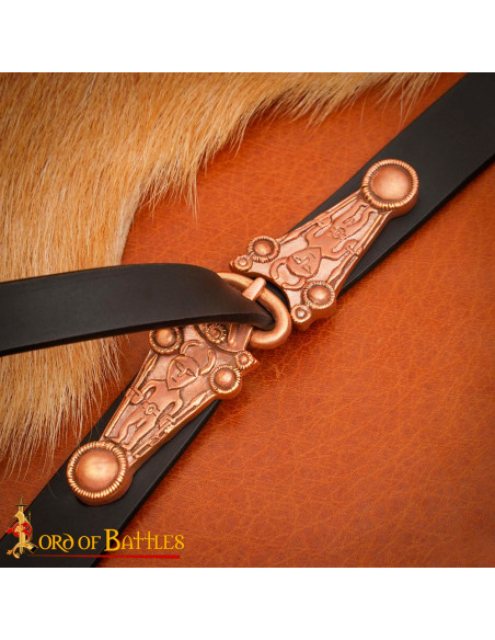 Celtic bronze buckle for medieval belts