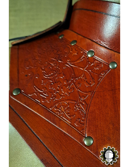 Medieval leather gorget model Senua,...