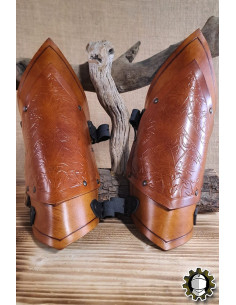 Medieval leather bracelets model Senua, brown