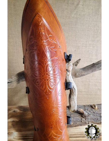 Medieval leather greaves model Senua,...