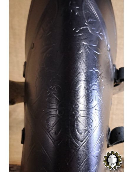 Medieval leather greaves model Senua,...