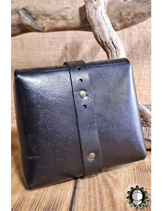 Medieval leather bag model Valeron, black 2